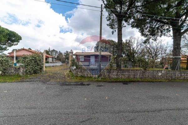 casa indipendente in vendita a Trecastagni