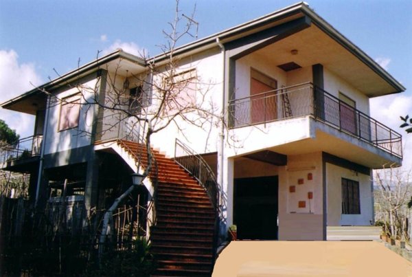 casa indipendente in vendita a Trecastagni