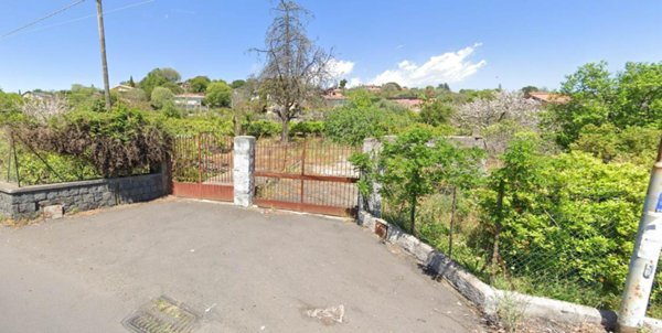 negozio in vendita a Trecastagni