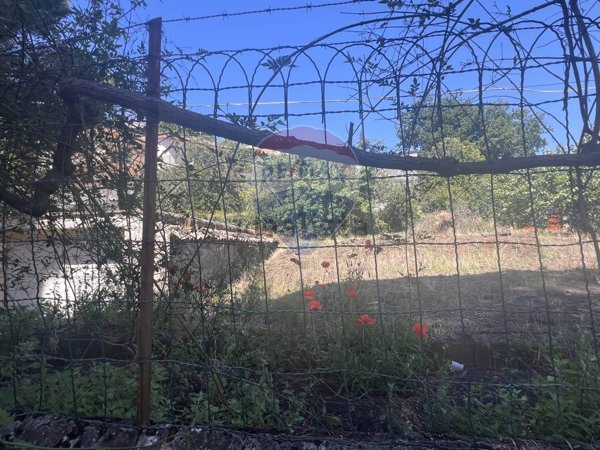 terreno edificabile in vendita a Trecastagni