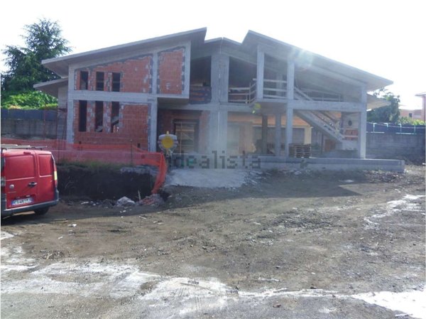 casa indipendente in vendita a Trecastagni