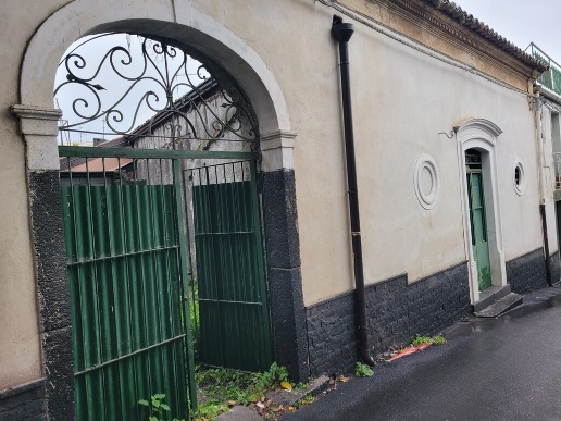 casale in vendita a Trecastagni