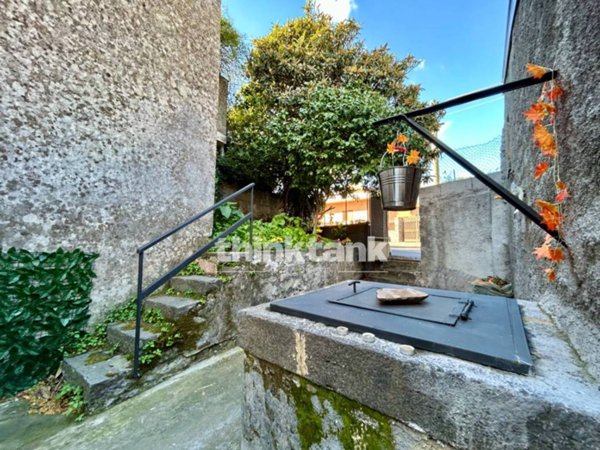 casa indipendente in vendita a Trecastagni