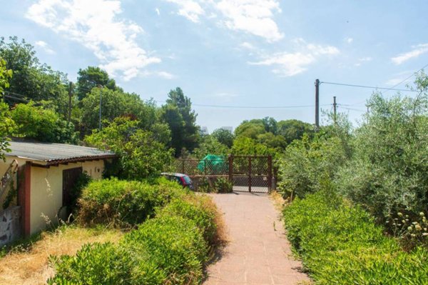 casa indipendente in vendita a Trecastagni