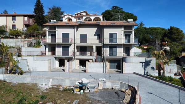 casa indipendente in vendita a Trecastagni