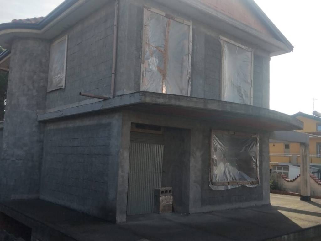 casa indipendente in vendita a Trecastagni