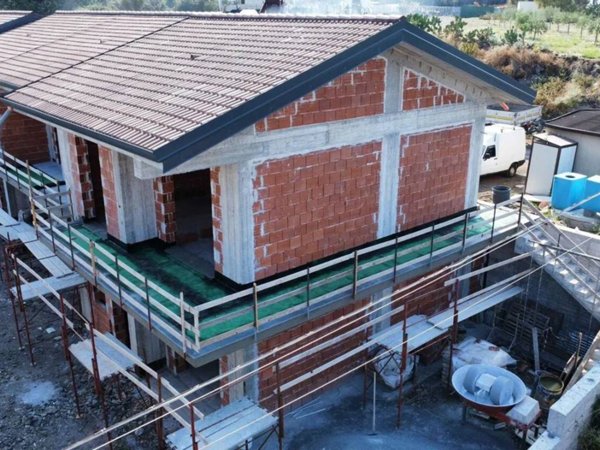 casa indipendente in vendita a Trecastagni