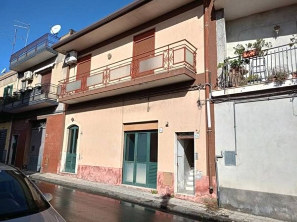 casa indipendente in vendita a Trecastagni