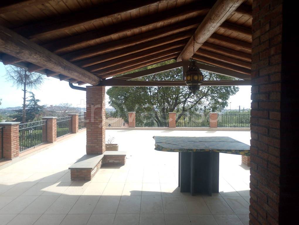 casa indipendente in vendita a Trecastagni