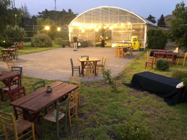 negozio in vendita a Trecastagni