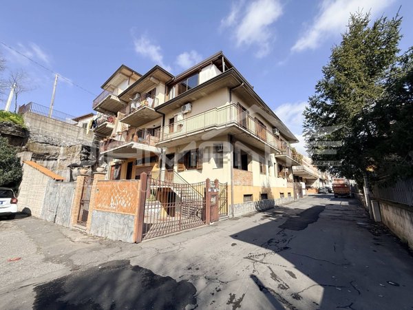 appartamento in vendita a Trecastagni