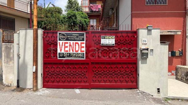 ufficio in vendita a Trecastagni