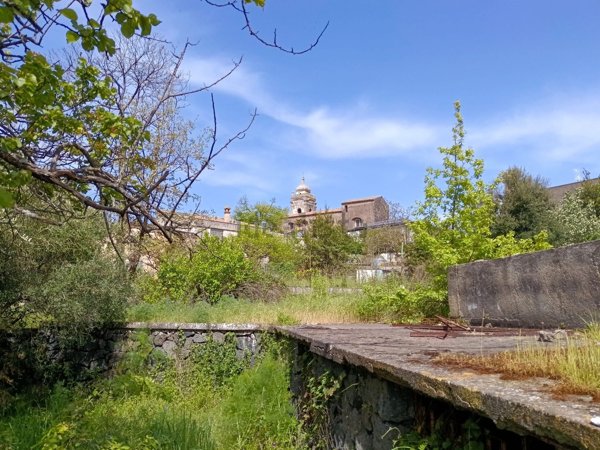 villa in vendita a Trecastagni