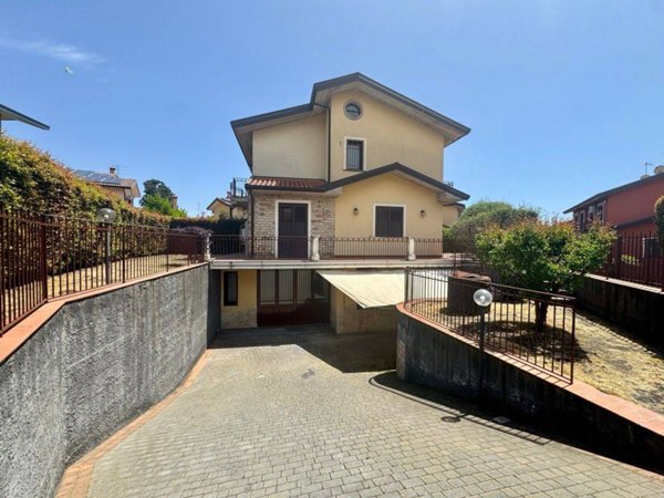 casa indipendente in vendita a Trecastagni