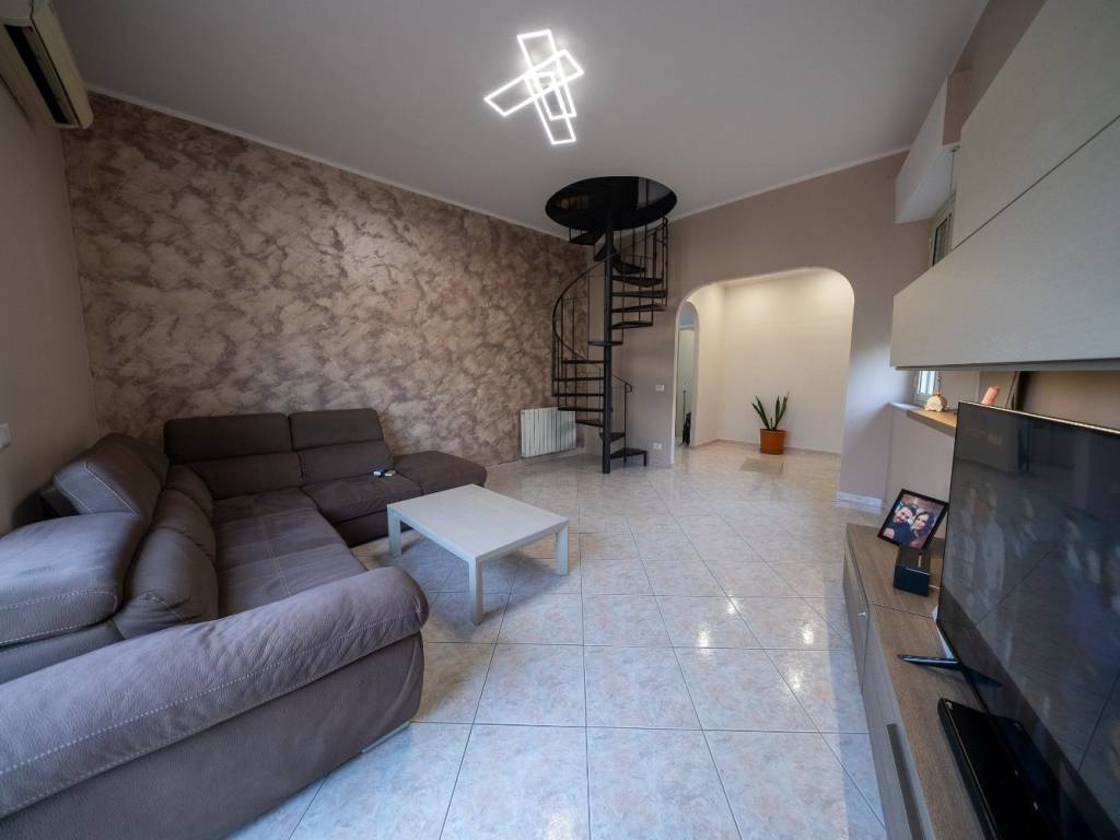 appartamento in vendita a Trecastagni