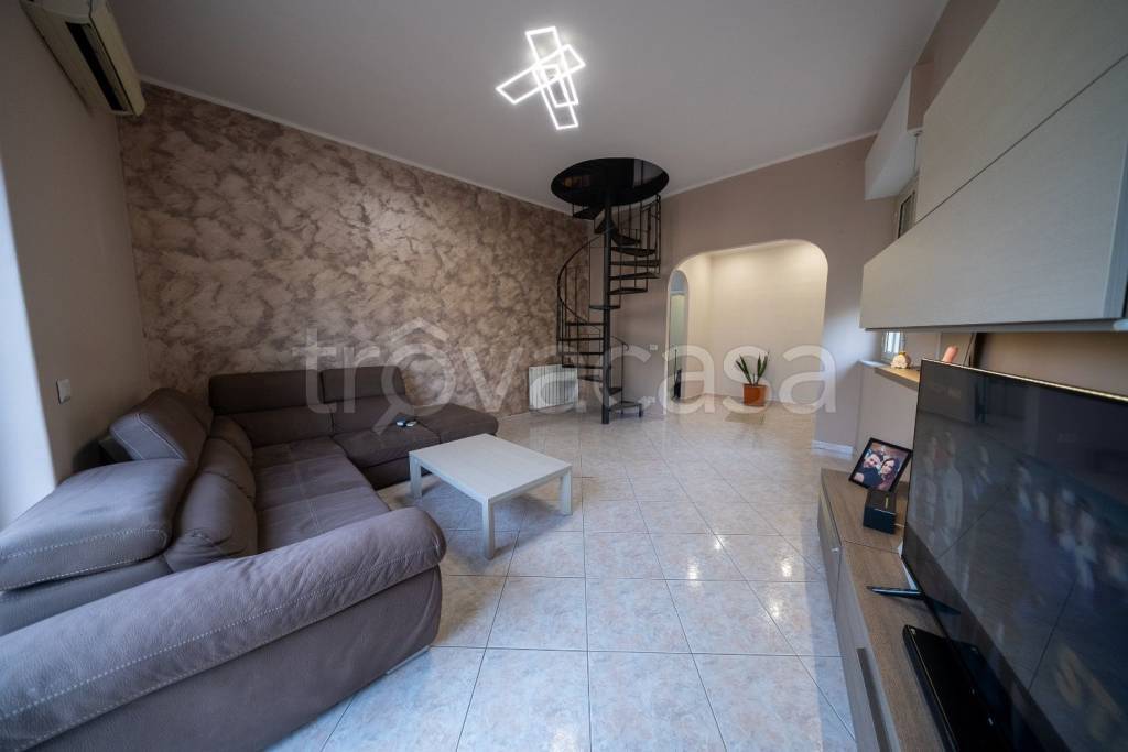 appartamento in vendita a Trecastagni