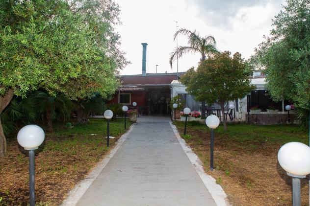 negozio in vendita a Trecastagni