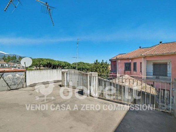 casa indipendente in vendita a Trecastagni