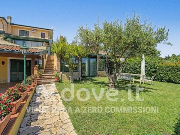 casa indipendente in vendita a Trecastagni