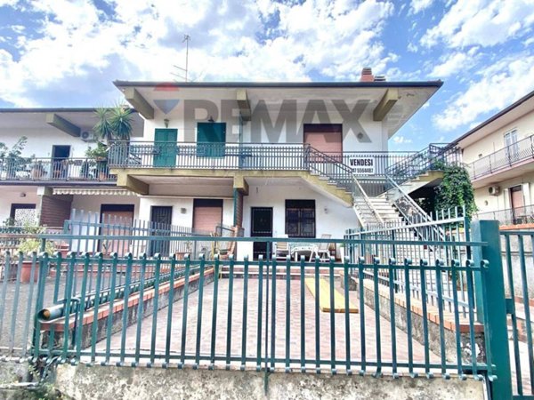 casa indipendente in vendita a Trecastagni