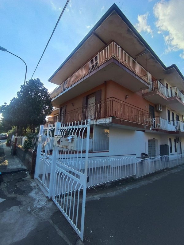 appartamento in vendita a Trecastagni
