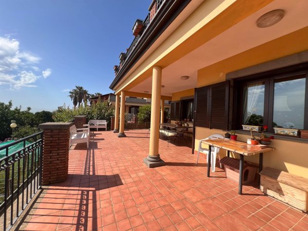 casa indipendente in vendita a Trecastagni