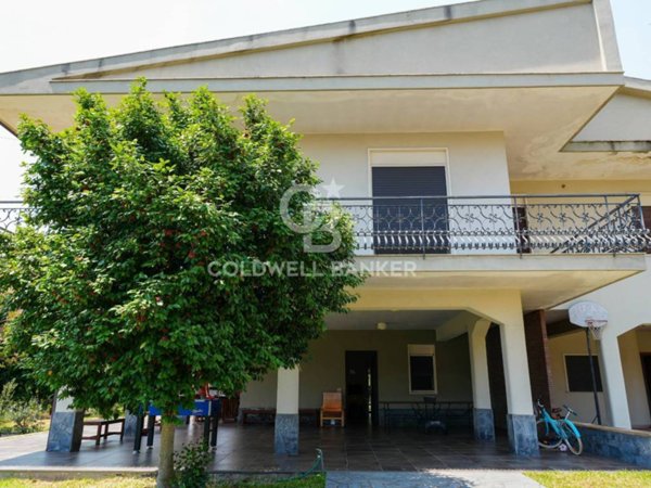 casa indipendente in vendita a Trecastagni