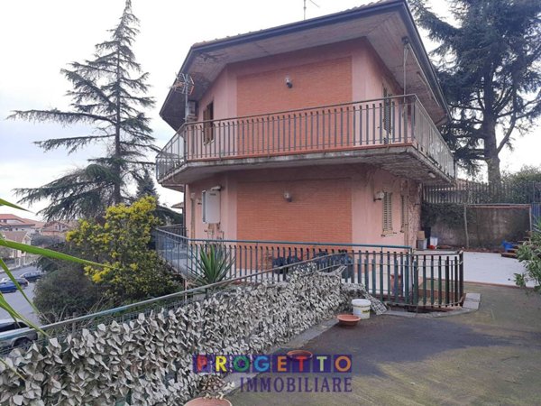 casa indipendente in vendita a Trecastagni
