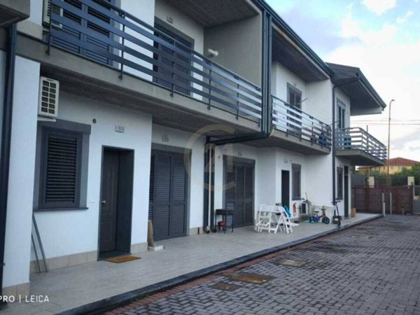 casa indipendente in vendita a Trecastagni