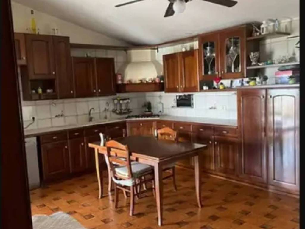 appartamento in vendita a Tremestieri Etneo