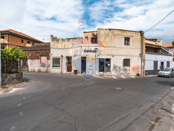 casa indipendente in vendita a Tremestieri Etneo