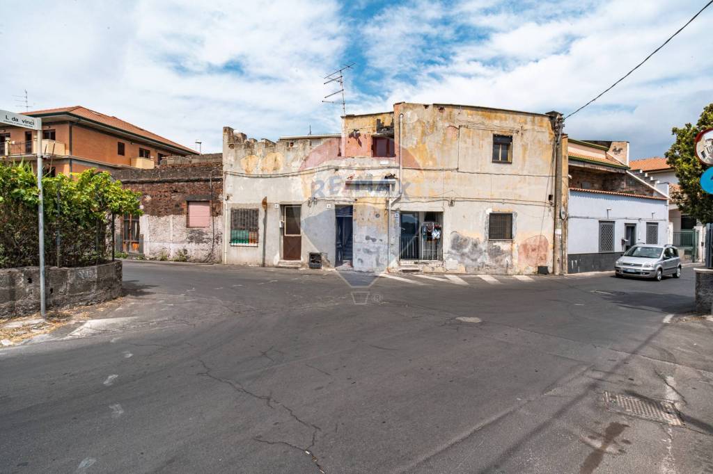 casa indipendente in vendita a Tremestieri Etneo