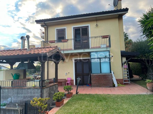 casa indipendente in vendita a Tremestieri Etneo