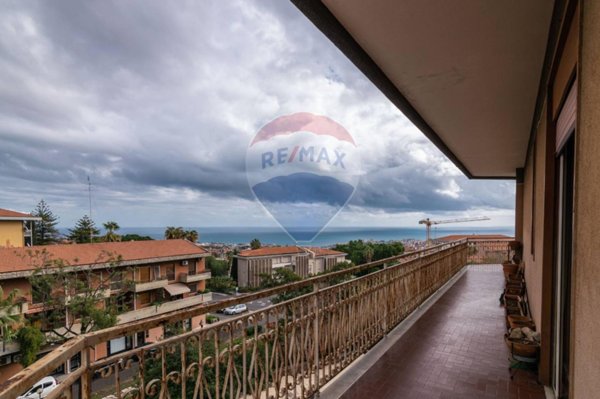 appartamento in vendita a Tremestieri Etneo