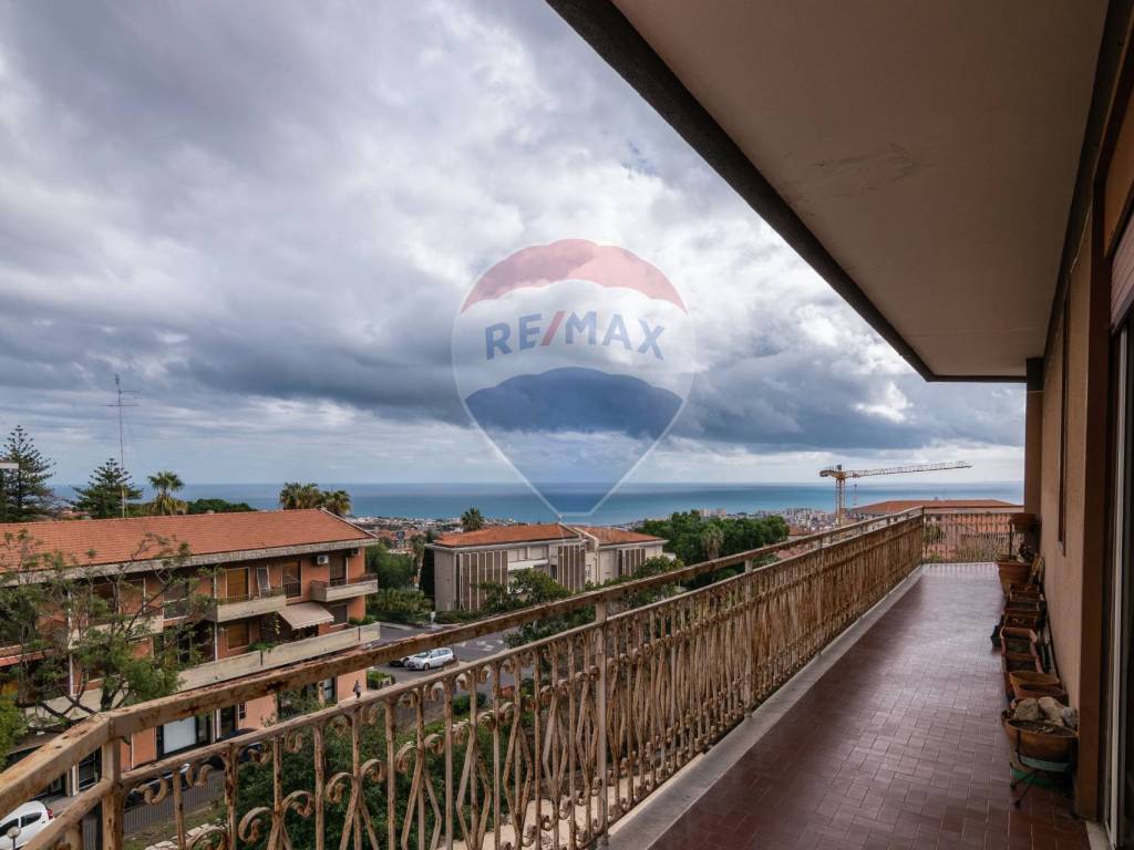 appartamento in vendita a Tremestieri Etneo