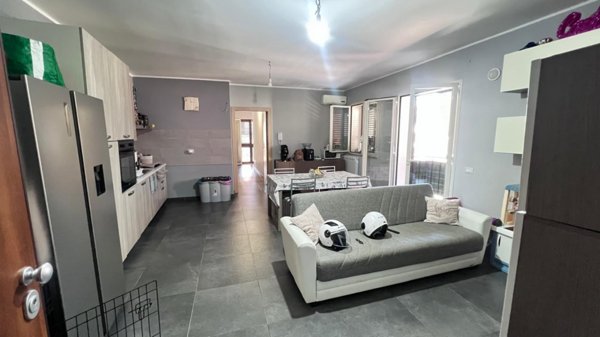 appartamento in vendita a Tremestieri Etneo