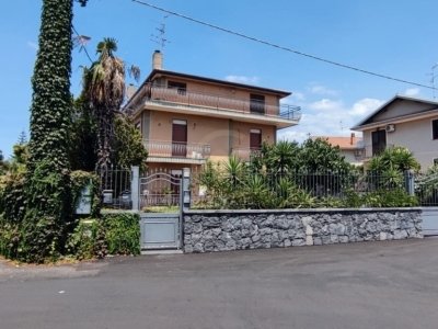 appartamento in vendita a Tremestieri Etneo