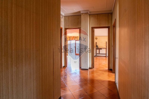 appartamento in vendita a Tremestieri Etneo