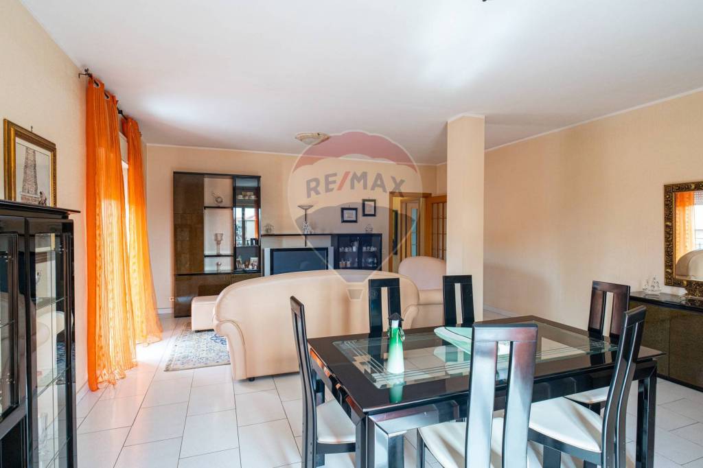 appartamento in vendita a Tremestieri Etneo