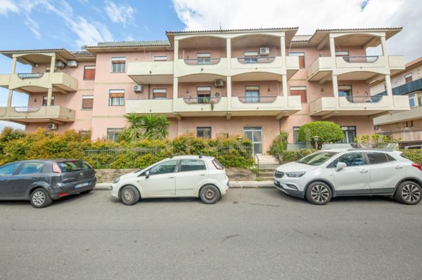 appartamento in vendita a Tremestieri Etneo