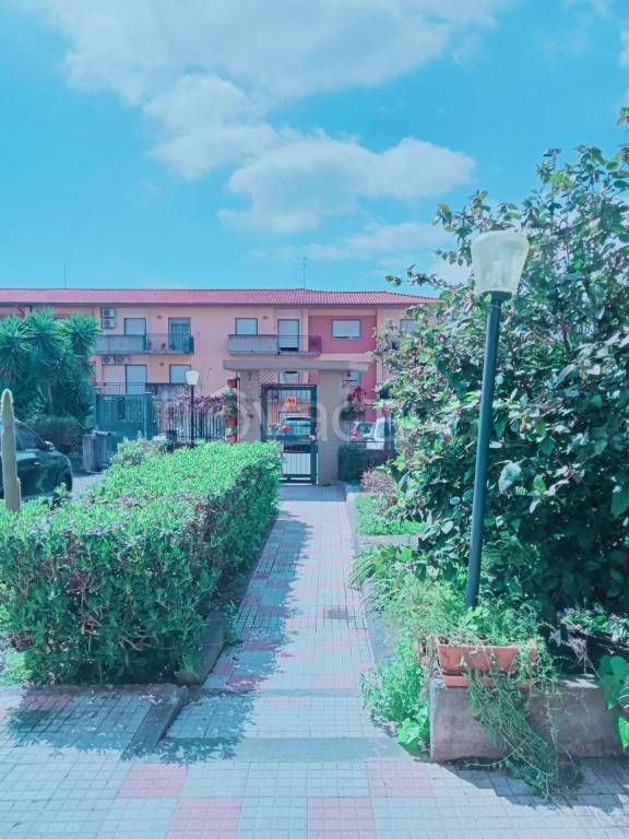 appartamento in vendita a Tremestieri Etneo