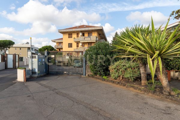 casa indipendente in vendita a Tremestieri Etneo