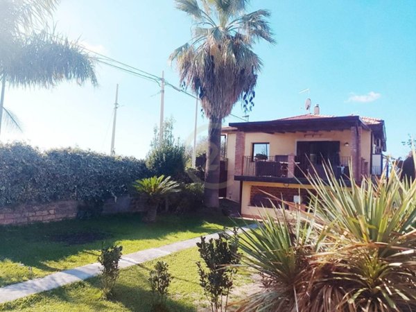 casa indipendente in vendita a Tremestieri Etneo