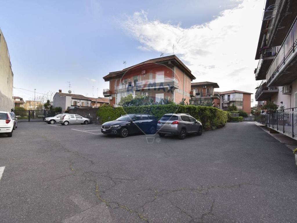appartamento in vendita a Tremestieri Etneo