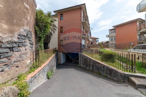 negozio in vendita a Tremestieri Etneo