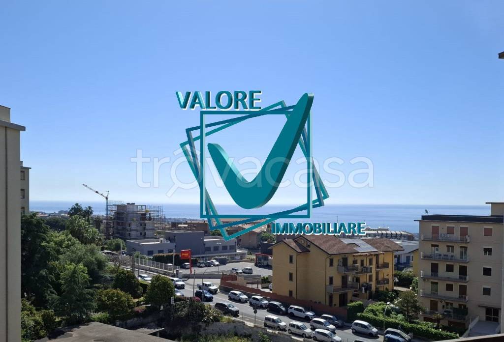 appartamento in vendita a Tremestieri Etneo