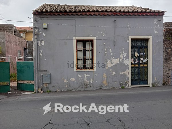 casa indipendente in vendita a Tremestieri Etneo
