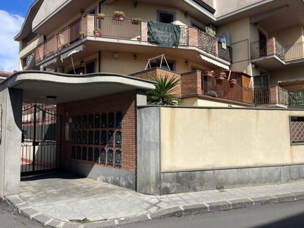 appartamento in vendita a Tremestieri Etneo