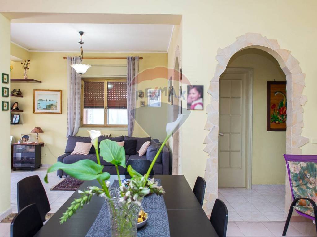 casa indipendente in vendita a Tremestieri Etneo