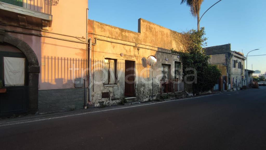 casa indipendente in vendita a Tremestieri Etneo